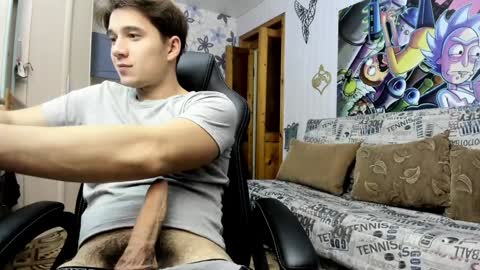 Snapshot of daniel_like chatting on 12.08.24 Just Ben online show from 12.08.24