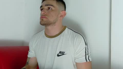 Snapshot of daniel_ova chatting on 05.19.26 Sexy Dani online show from 05.19.26