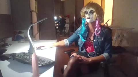 newcumer online show from 12.06.24