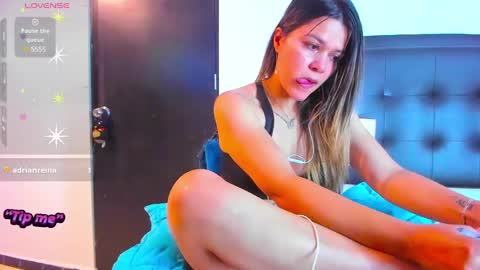 Snapshot of daniela_beauty chatting on 02.01.25 daniela online show from 02.01.25