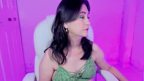 Daniela online show from 02.06.25