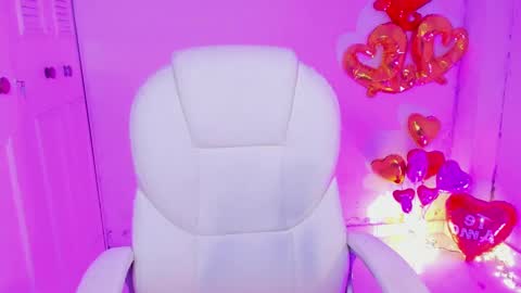 Daniela online show from 02.11.25