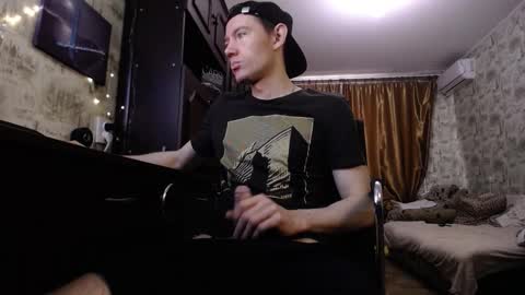 Snapshot of danielgraysoon chatting on 09.09.25 Daniel Grayson online show from 09.09.25