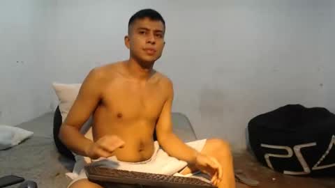 Snapshot of danielitopapii chatting on 12.06.24 danielitopapii online show from 12.06.24