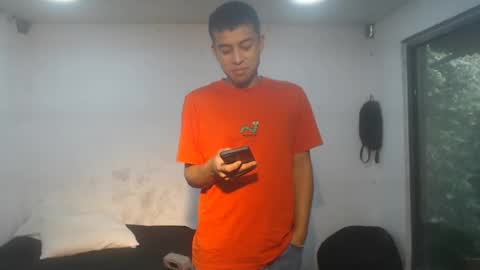 Snapshot of danielitopapii chatting on 12.31.24 danielitopapii online show from 12.31.24