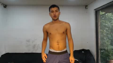 Snapshot of danielitopapii chatting on 12.31.24 danielitopapii online show from 12.31.24