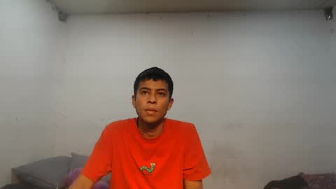 Snapshot of danielitopapii chatting on 01.28.25 danielitopapii online show from 01.28.25