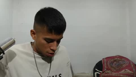 Snapshot of danielitopapii chatting on 02.01.25 danielitopapii online show from 02.01.25