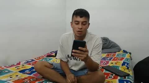 Snapshot of danielitopapii chatting on 02.13.25 danielitopapii online show from 02.13.25