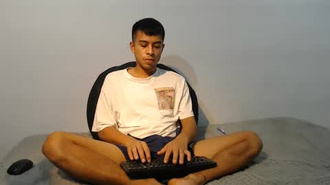 Snapshot of danielitopapii chatting on 03.04.25 danielitopapii online show from 03.04.25