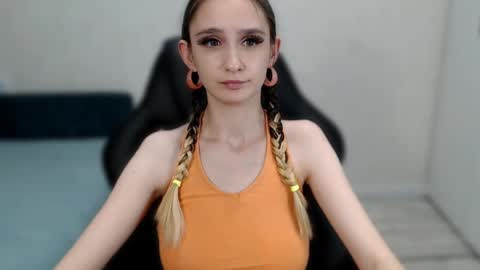 Daniella Martin online show from 01.10.25