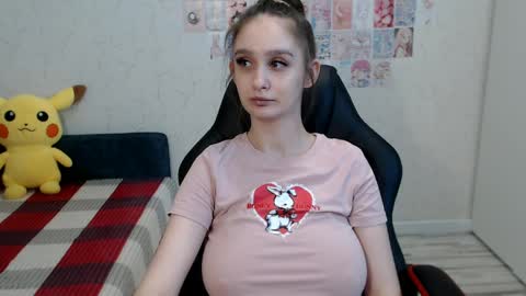 Snapshot of daniella_martin chatting on 04.03.26 Daniella Martin online show from 04.03.26