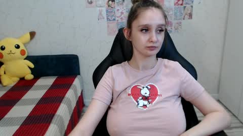 Snapshot of daniella_martin chatting on 04.05.26 Daniella Martin online show from 04.05.26