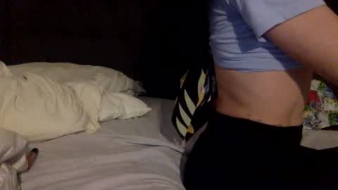 Snapshot of daniellbisous chatting on 11.29.25 daniellbisous online show from 11.29.25