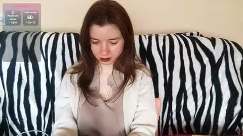 Snapshot of daniellevaulet chatting on 02.17.26 Mia online show from 02.17.26