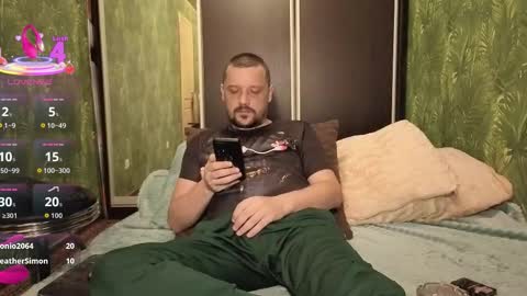 Snapshot of danielocool chatting on 11.15.25 DanieloCool online show from 11.15.25