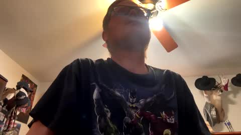 Snapshot of danielp_mod_cb chatting on 02.05.25 Daniel y. online show from 02.05.25