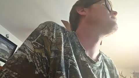 Snapshot of danielp_mod_cb chatting on 02.01.26 Daniel y. online show from 02.01.26