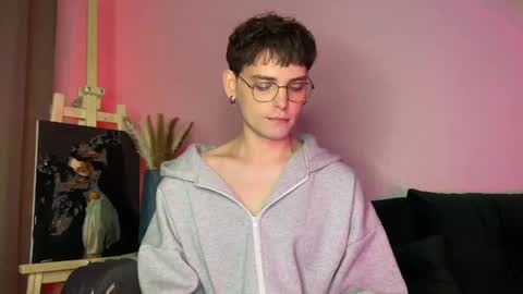 danieltuckerr online show from 05.17.26