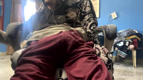 Snapshot of danielvalero chatting on 02.04.25 Daniel online show from 02.04.25