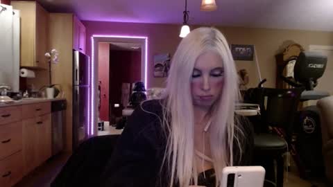 DanikaWhite69 online show from 01.27.25