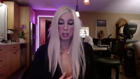 DanikaWhite69 online show from 02.23.25