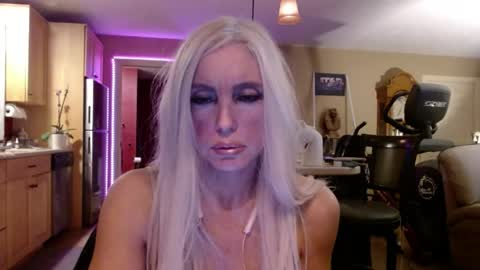 DanikaWhite69 online show from 04.18.26