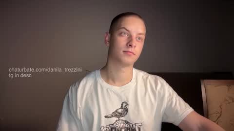 Snapshot of danila_trezzini chatting on 10.31.25 danila online show from 10.31.25