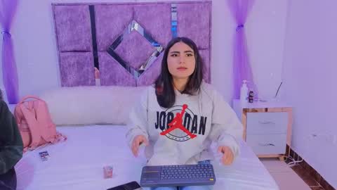 Danilu and Eva online show from 10.11.25