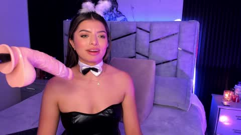 Dani Phonenix online show from 01.28.25