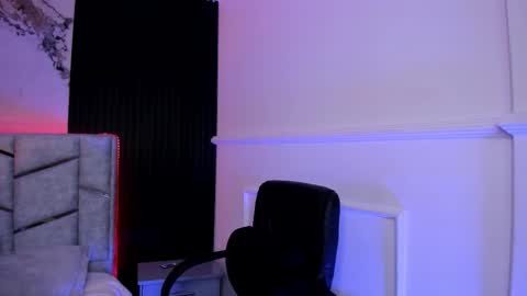 Dani Phonenix online show from 09.08.25