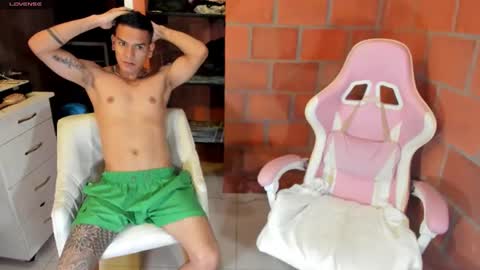 Snapshot of danisex_1 chatting on 08.03.26 danisex_1 online show from 08.03.26
