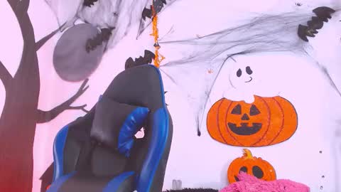 danna 888 online show from 10.26.25