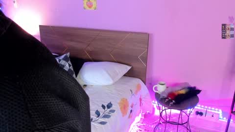 Dannacastle online show from 01.28.25