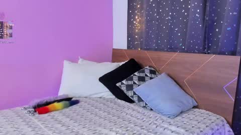 Dannacastle online show from 03.11.25