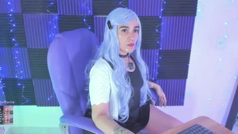 Dannacastle online show from 04.23.26