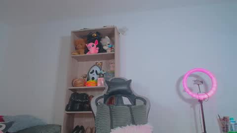 danna isabella online show from 05.16.26