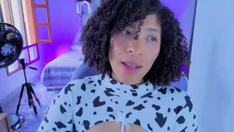 Snapshot of danna_berry chatting on 03.18.26 DannaBerry online show from 03.18.26