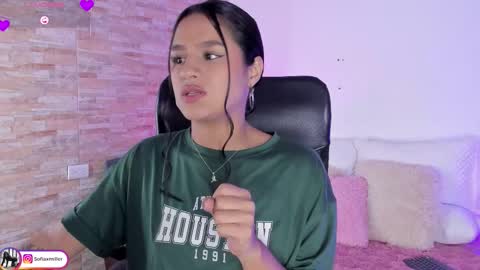 Snapshot of danna_gomez19 chatting on 02.19.26 Sofia online show from 02.19.26