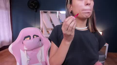  danna  online show from 05.22.26