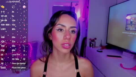Danna Rhodes online show from 07.10.26