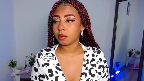 Snapshot of danna_schmidt23 chatting on 12.30.24 Danna online show from 12.30.24