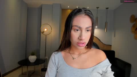 Snapshot of dannacruz_ chatting on 02.08.25 Danna Cruz online show from 02.08.25