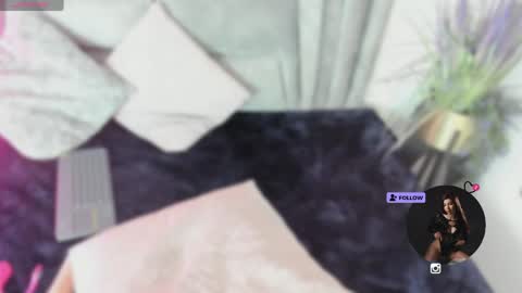 Snapshot of dannajhonson1 chatting on 04.20.26 Danna online show from 04.20.26