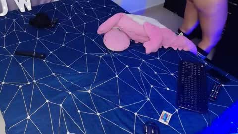 Danna Wells online show from 02.16.25