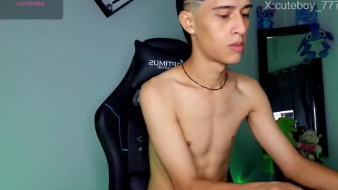 Snapshot of danny777_ chatting on 11.02.25 Danny online show from 11.02.25