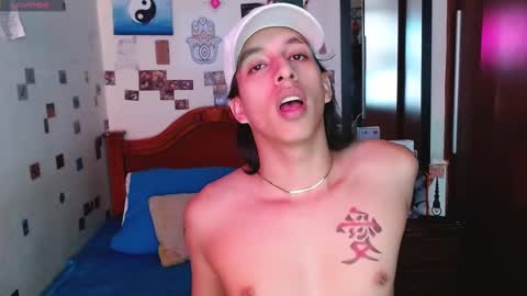 Snapshot of danny__phantom chatting on 09.25.25 phantom555 online show from 09.25.25