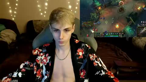 Snapshot of danny_fox888 chatting on 05.21.26 Daniel online show from 05.21.26