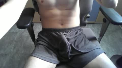 Snapshot of dannylbnz chatting on 11.12.25 Danny L. online show from 11.12.25