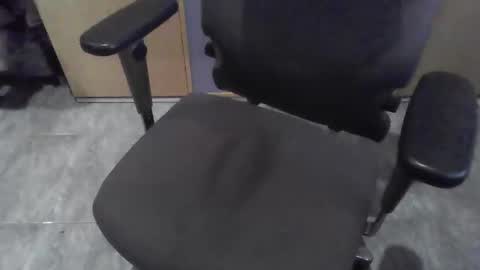 Snapshot of dannylbnz chatting on 12.15.25 Danny L. online show from 12.15.25